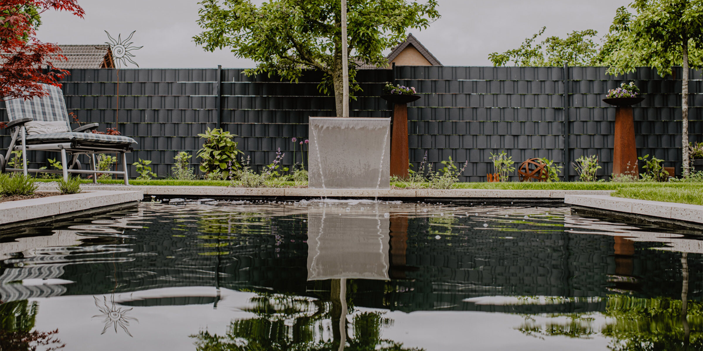 Swimmingpool oder Schwimmteich