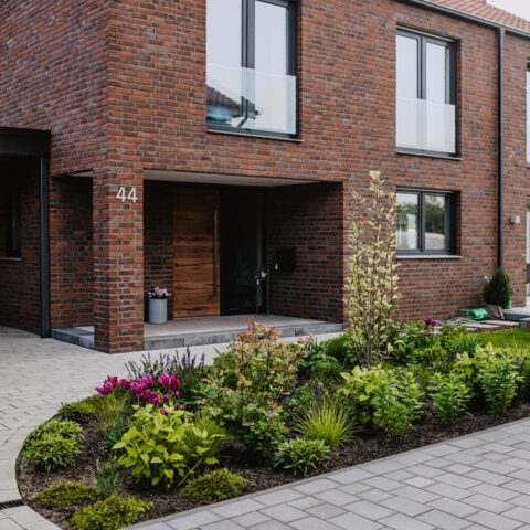 ML-GartenPlus_Galabau-Coesfeld_Referenzen_Neubaugarten_Coesfeld_Vorgarten