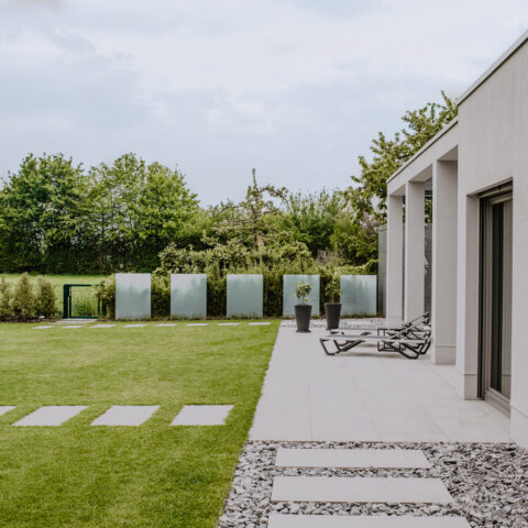 ML-GartenPlus_Galabau-Coesfeld_Referenzen_Neubaugarten_Nottuln_Milchglaselemente