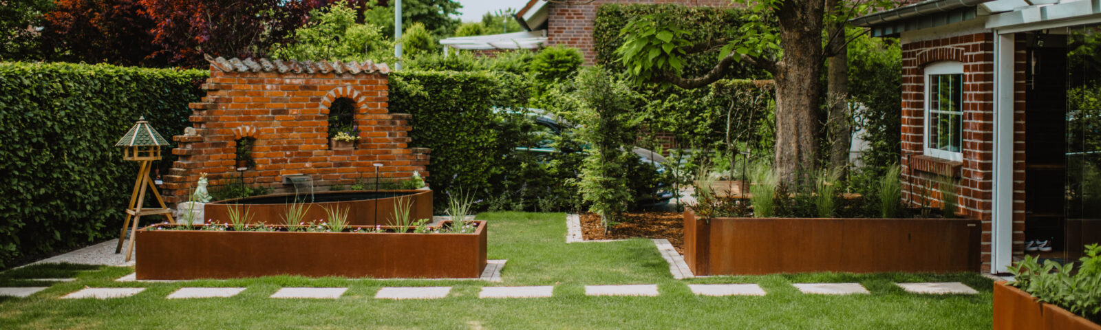 Garten mit CortenstahlElementen in Coesfeld ML Gartenplus GmbH