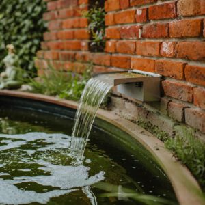 ML-GartenPlus_Galabau-Coesfeld_Referenzen-Garten-mit-Cortenstahlelementen-in-Coesfeld-Wasserschuette