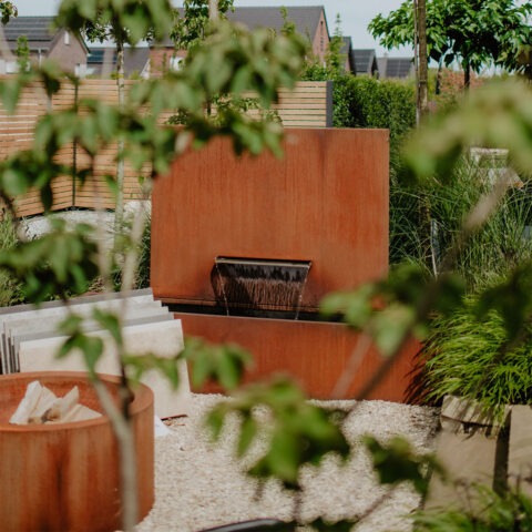 ML-GartenPlus_Galabau-Coesfeld_Artikel-quadratisch_Firmengarten_Detail_Wasser