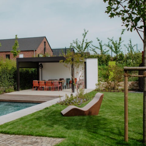ML-GartenPlus_Galabau-Coesfeld_Artikel-quadratisch_Firmengarten_Pool_Sitzgruppe-Entspannen
