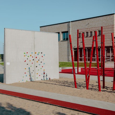 ML+_Referenzen-Schulhof-Albachten-2026-Quadrat-002